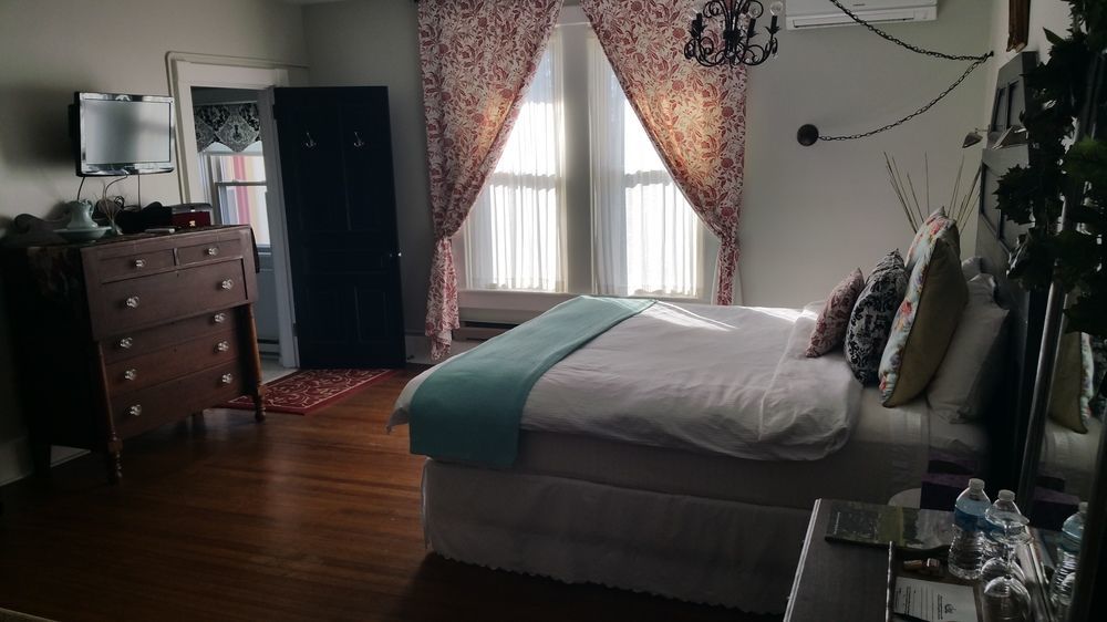 The Inn At Ragged Edge 챔버스버그 외부 사진